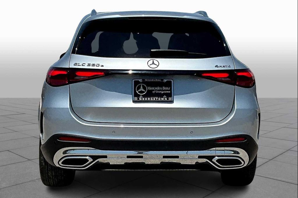 MERCEDES-BENZ GLC - 5