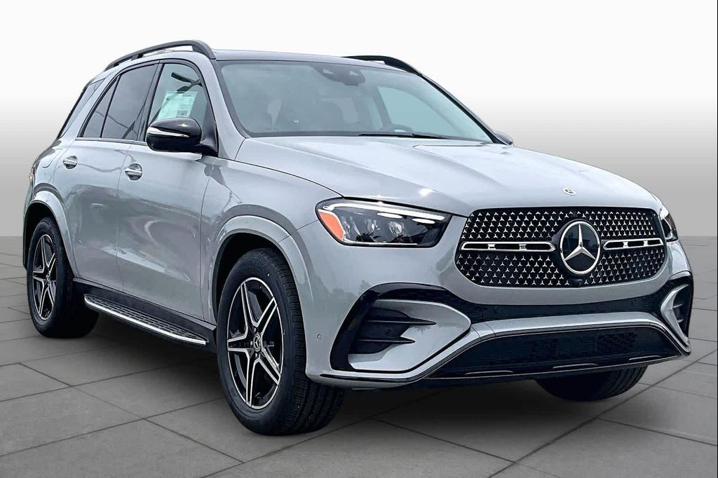 2026 Mercedes-BENZ GLE — фото 2