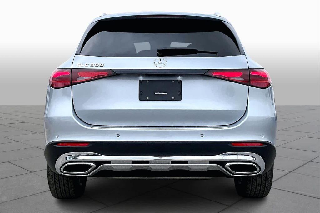 MERCEDES-BENZ GLC - 5