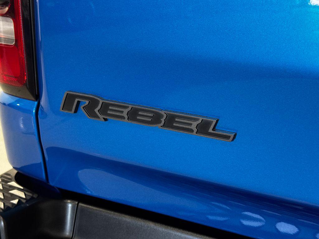 2022 RAM 1500 REBEL — миниатюра 37