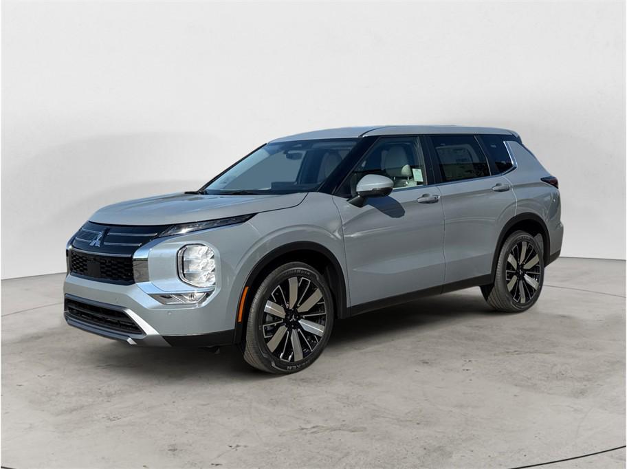 New 2026 Mitsubishi Outlander LE 2.5 2WD