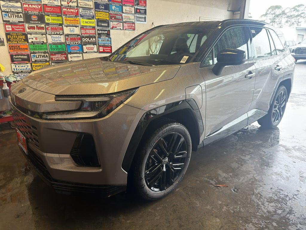 New 2026 Toyota RAV4 Plug-In Hybrid SE