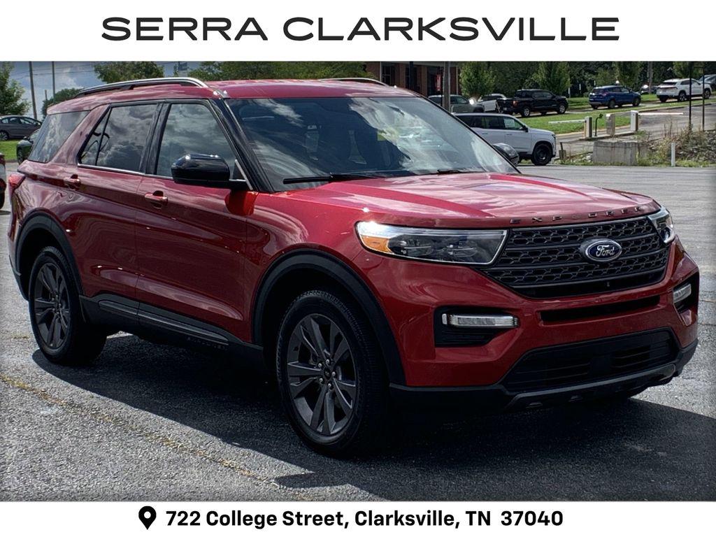 2023 FORD EXPLORER XLT photo 1