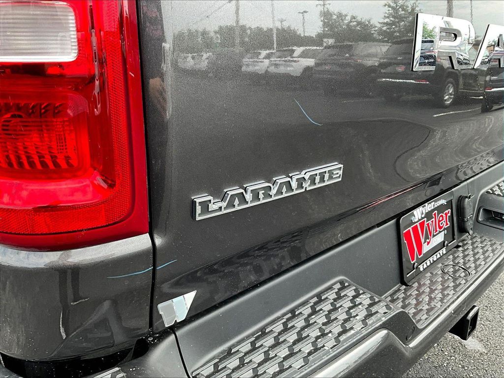 2026 RAM 1500 LARAMIE 缩略图 13