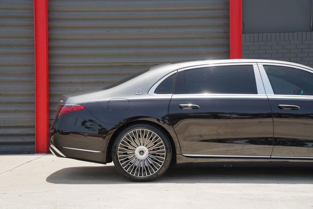 2024 Mercedes-BENZ MAYBACH thumbnail 12