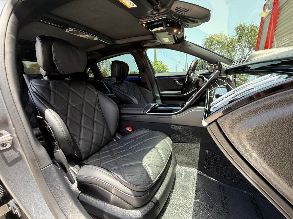 2024 Mercedes-BENZ MAYBACH thumbnail 36