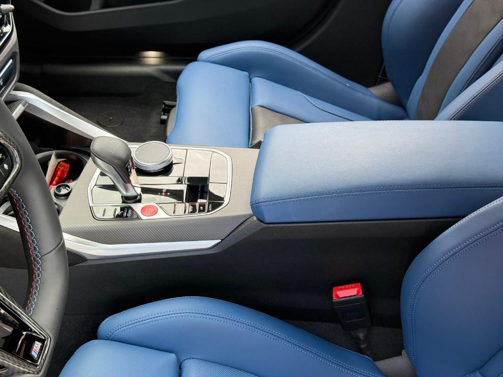 2025 BMW M3 COMPETITION XDRIVE — миниатюра 17