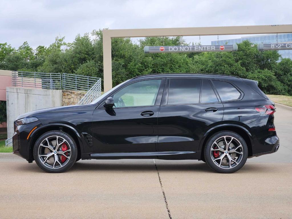 2026 BMW X5 M60I — фото 2