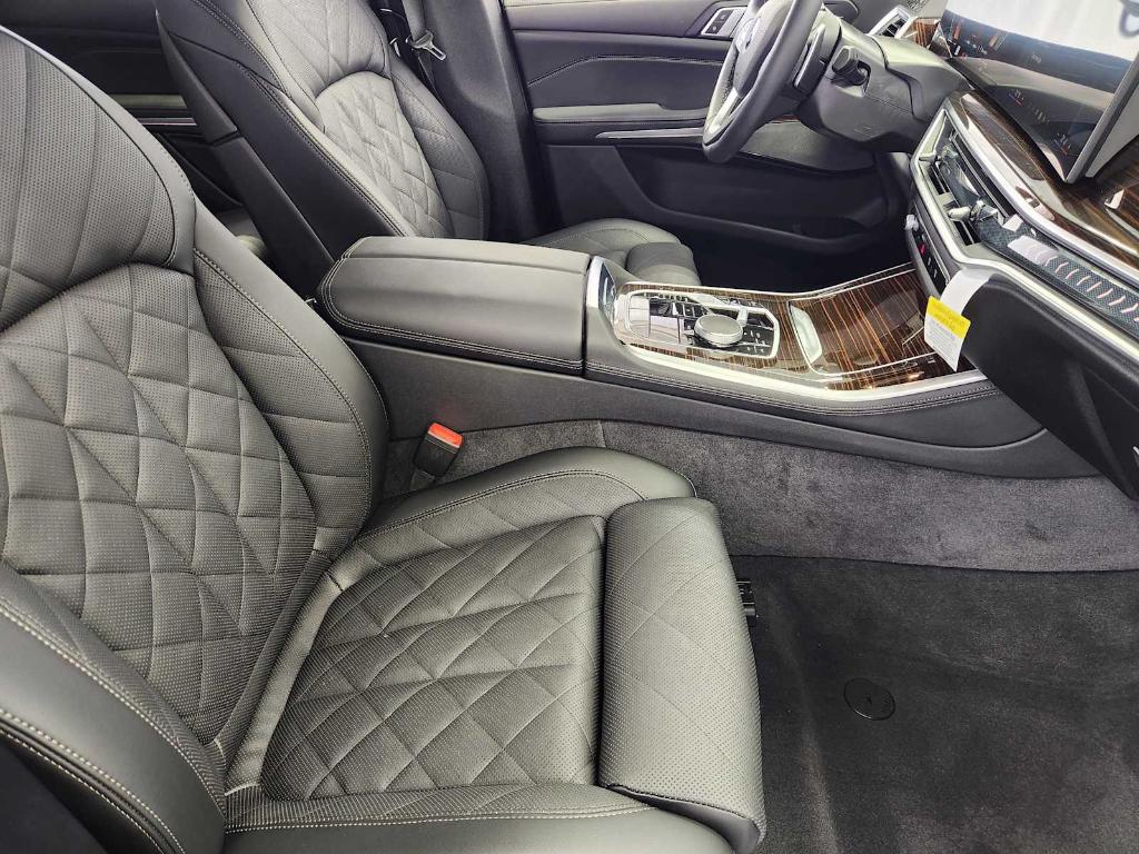 صورة 10 لـ 2026 BMW X5 SDRIVE40I