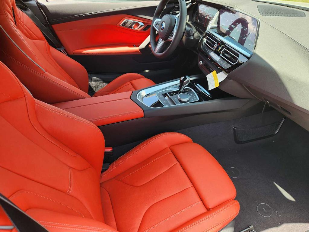 صورة 7 لـ 2026 BMW Z4 SDRIVE30I