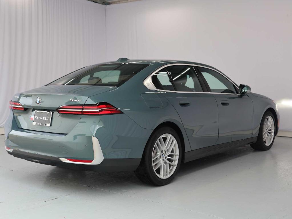 2025 BMW 530 I photo 9