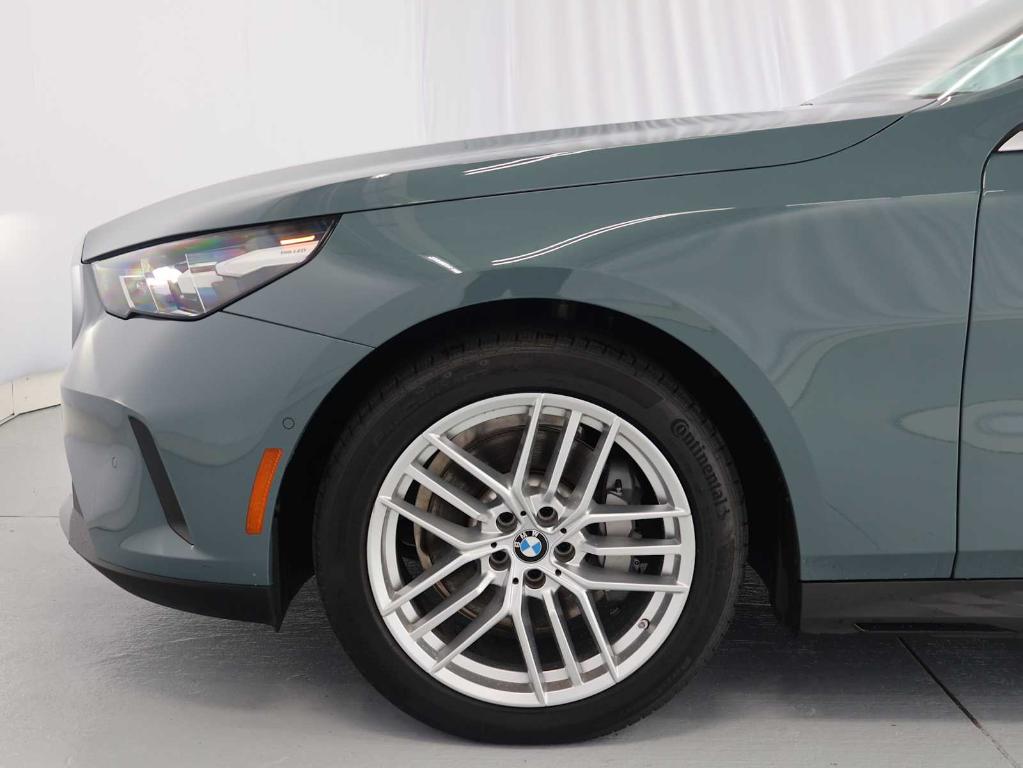 2025 BMW 530 I photo 10