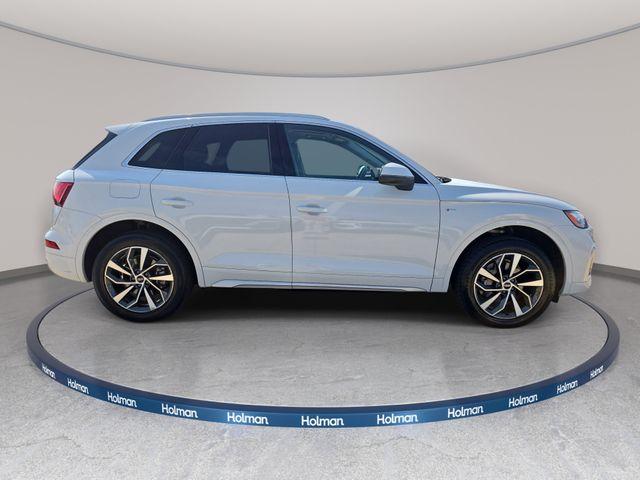 صورة 5 لـ 2023 AUDI Q5 45 S LINE QUATTRO PREMIUM