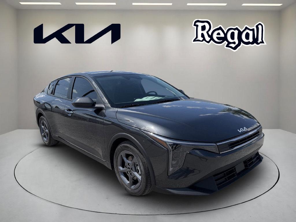 New 2026 Kia K4 LXS