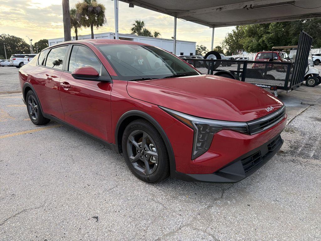 New 2026 Kia K4 LXS
