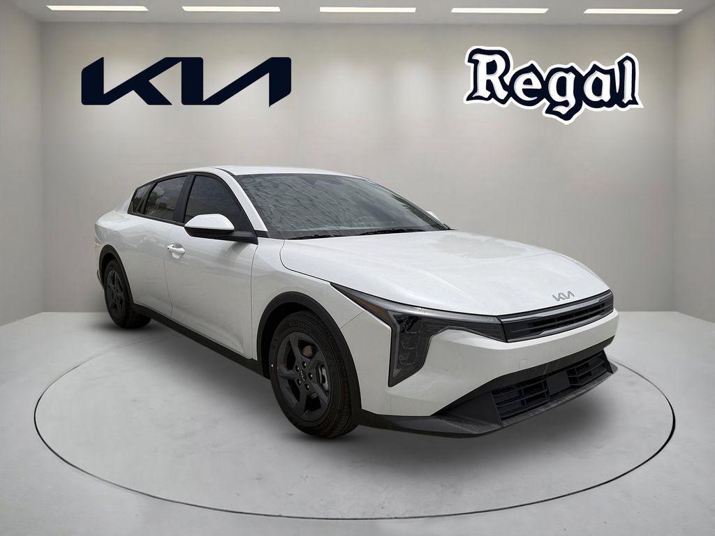 New 2026 Kia K4 LXS