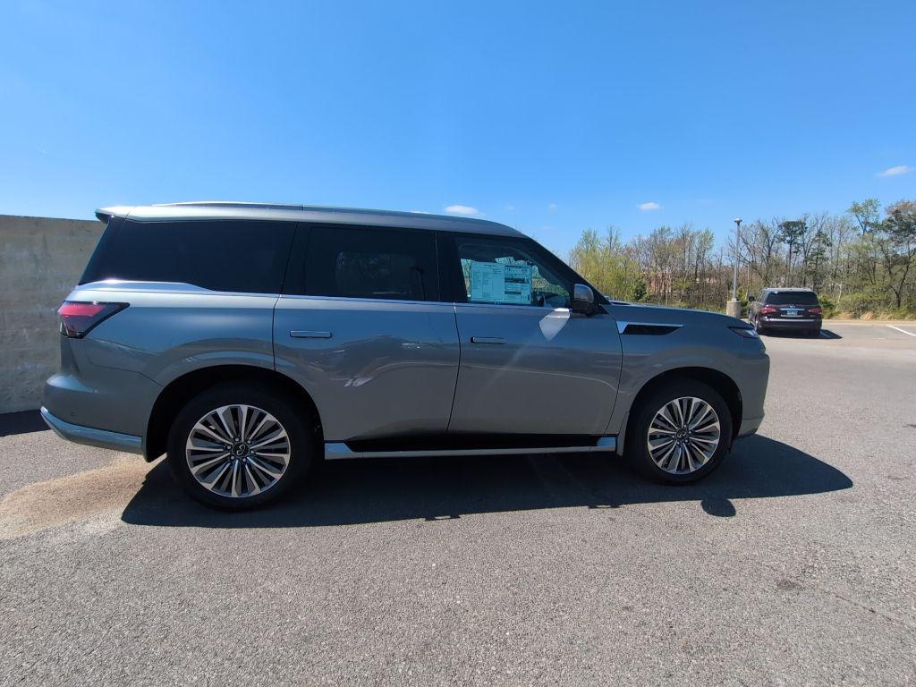 2026 Infiniti QX80 LUXE photo 4
