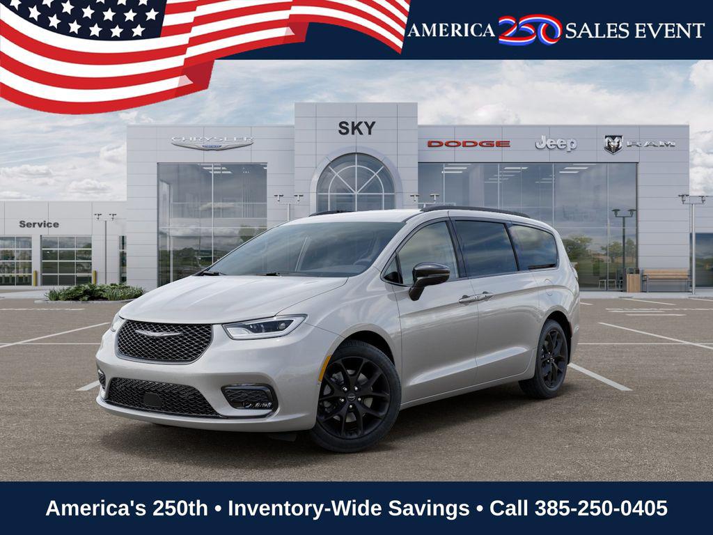 New 2026 Chrysler Pacifica L