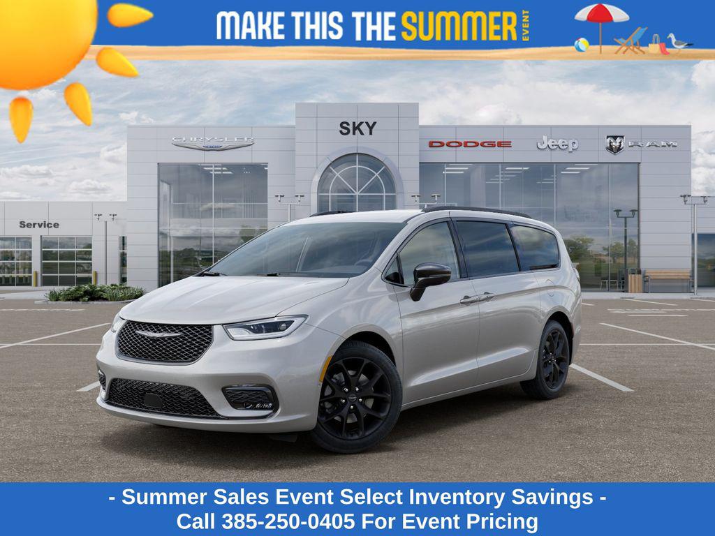 New 2026 Chrysler Pacifica L