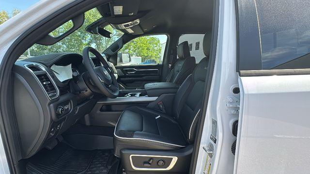 2026 RAM 1500 LARAMIE thumbnail 11