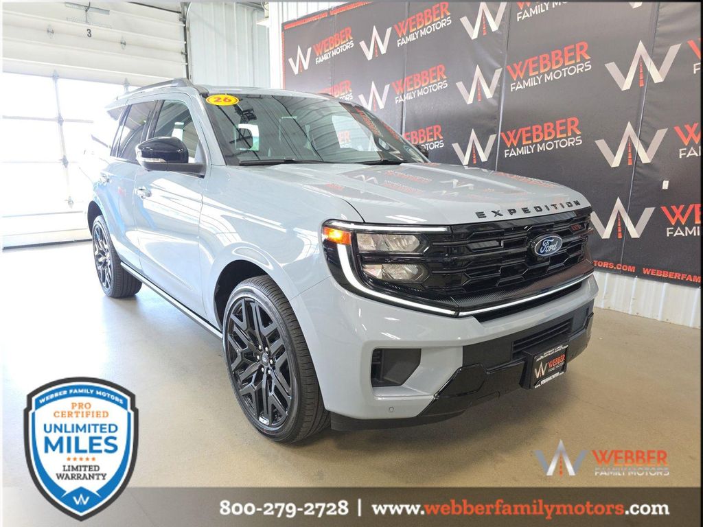 New 2026 Ford Expedition Platinum