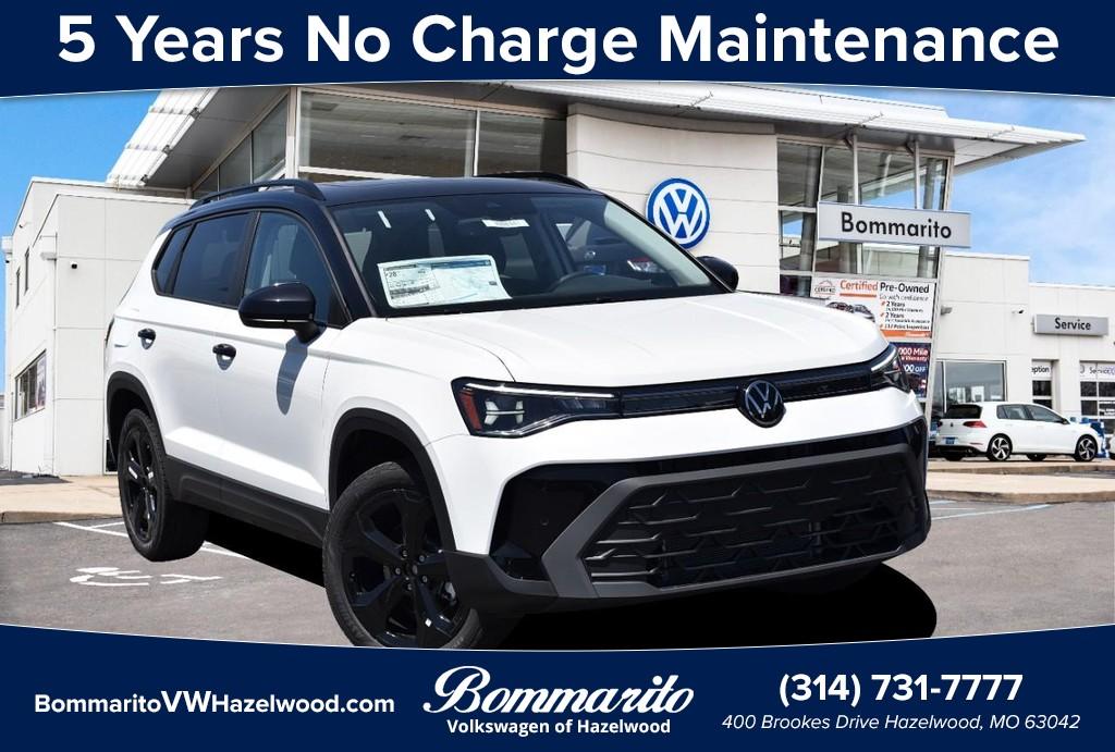 New 2026 Volkswagen Taos 1.5T SE Black