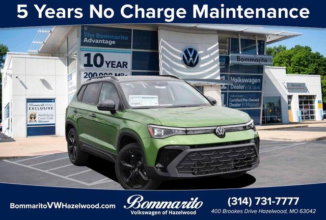 New 2026 Volkswagen Taos 1.5T SE Black
