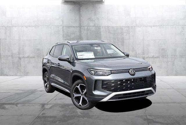 New 2026 Volkswagen Tiguan 2.0T SE