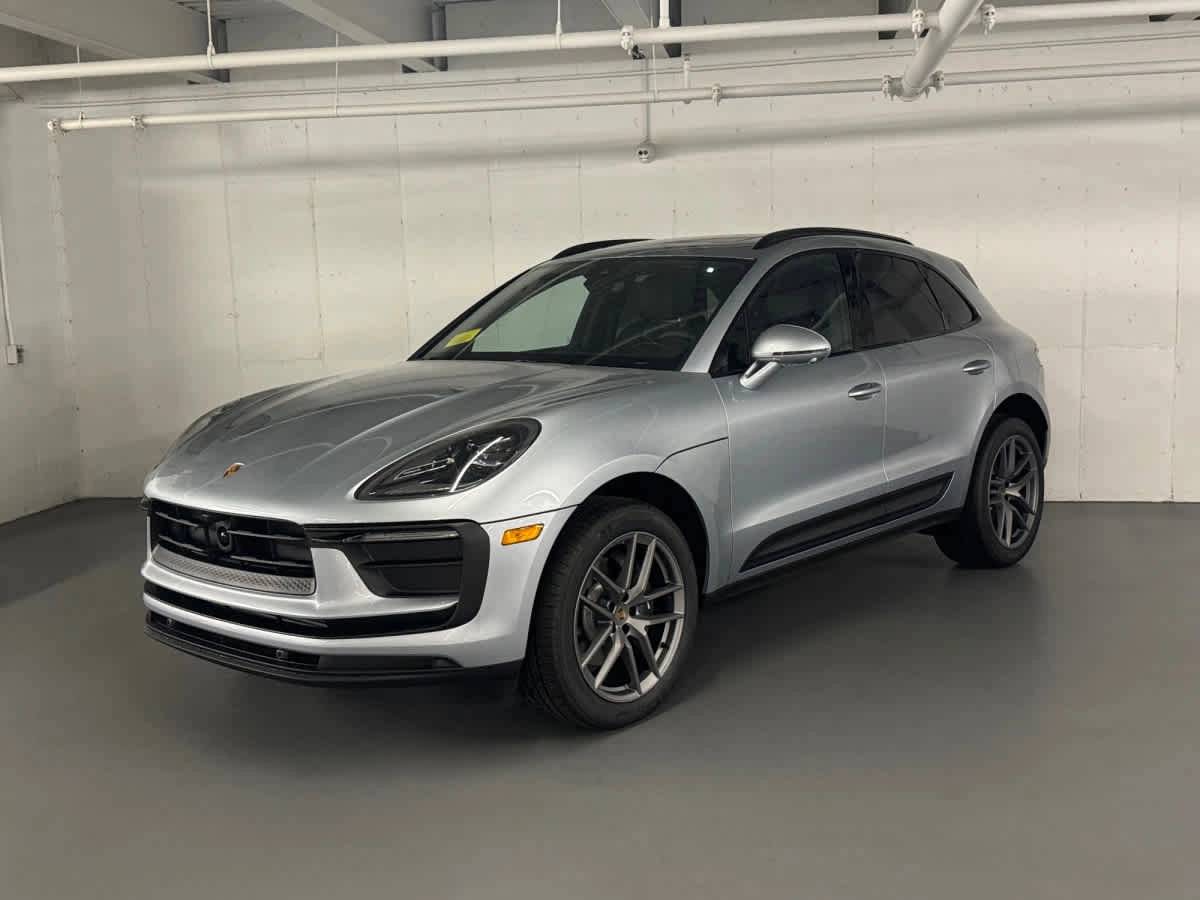 2026 Porsche MACAN — фото 1