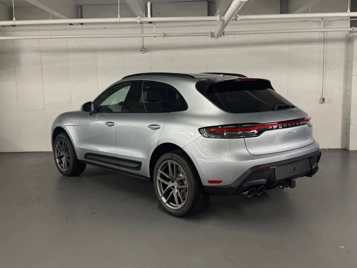 2026 Porsche MACAN — фото 3