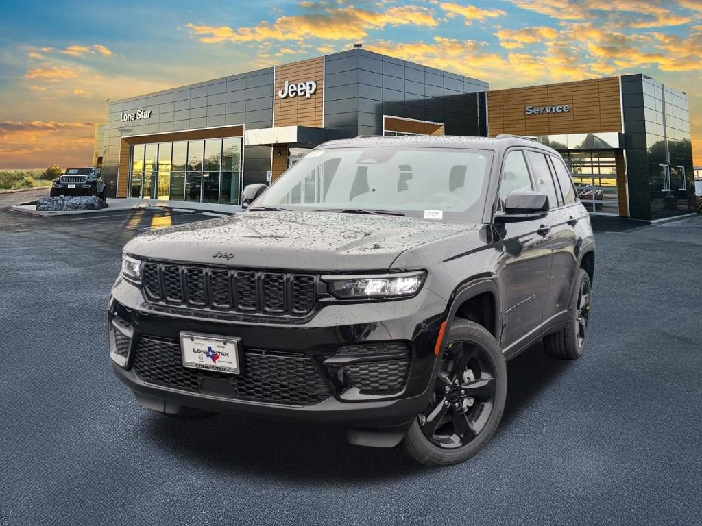 New 2025 Jeep Grand Cherokee Laredo