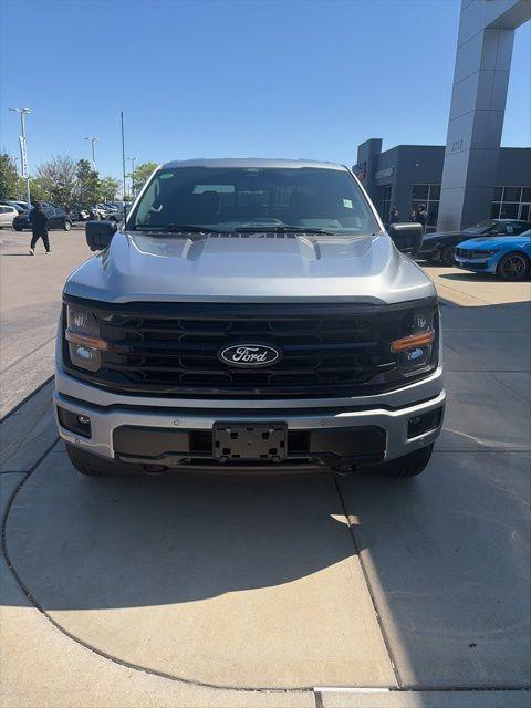FORD F-150 XLT - 2