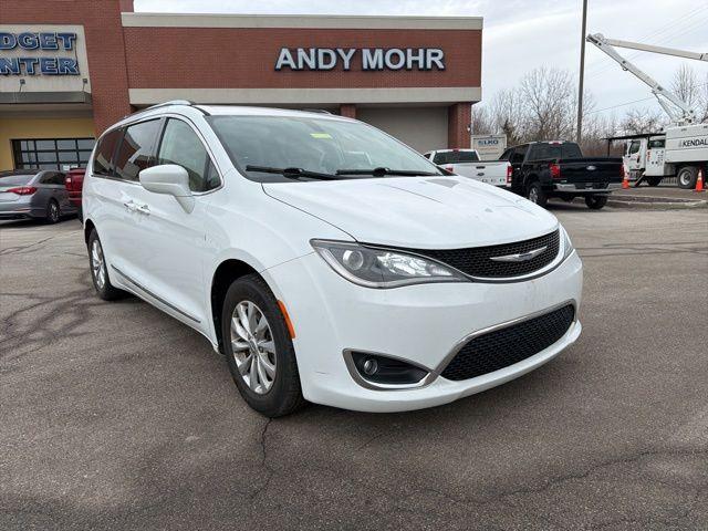 Used 2018 Chrysler Pacifica Touring-L