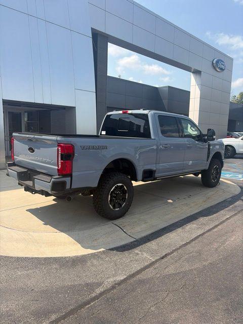 2026 FORD F-250 LARIAT 照片 7