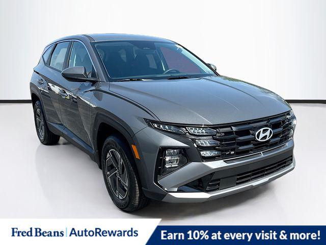 New 2026 Hyundai TUCSON Hybrid Blue SE