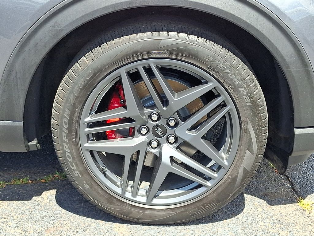 صورة 9 لـ 2025 FORD EXPLORER ST-LINE