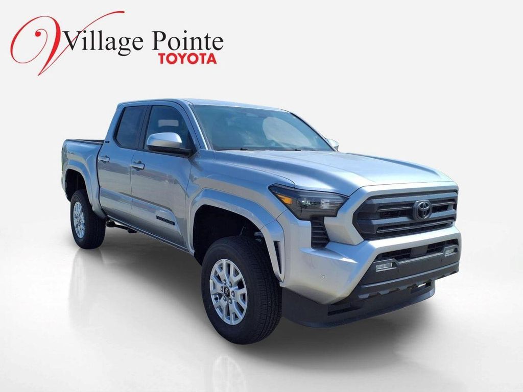 2026 Toyota TACOMA SR5 — фото 8