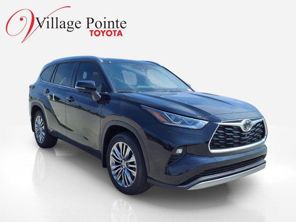 2026 Toyota HIGHLANDER PLATINUM — фото 9