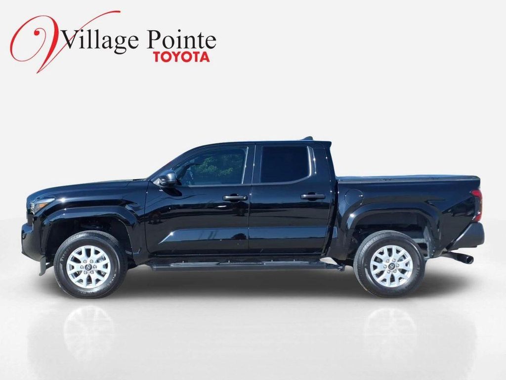 صورة 8 لـ 2025 Toyota TACOMA SR