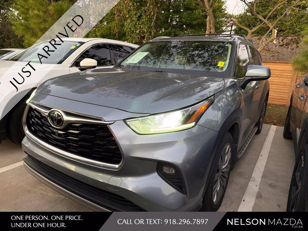 2021 Toyota Highlander Platinum