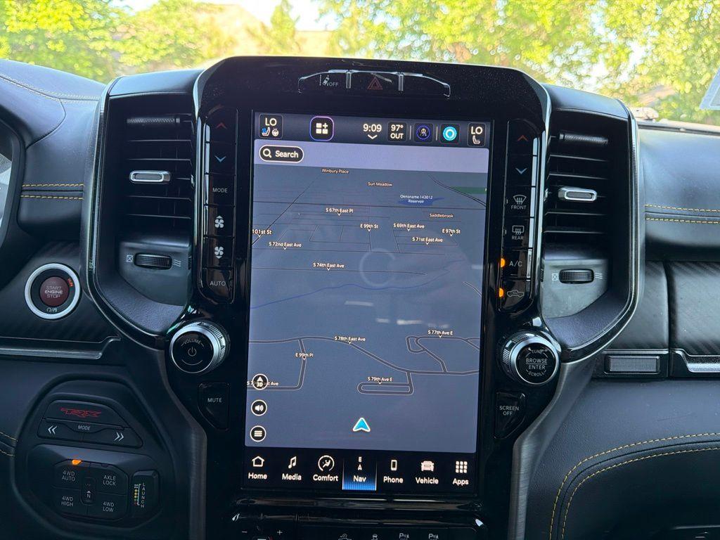 2023 RAM 1500 TRX — миниатюра 17