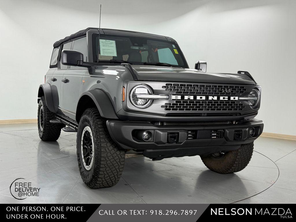 FORD BRONCO - 4