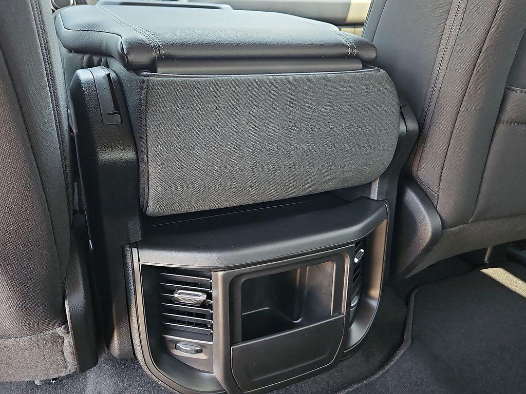 2026 RAM 1500 EXPRESS — миниатюра 19