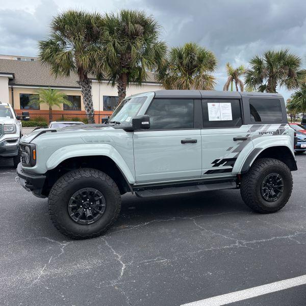 FORD BRONCO RAPTOR - 2