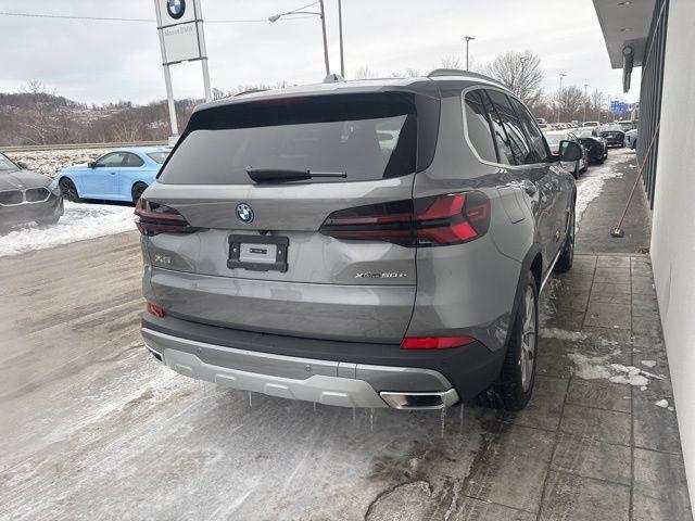 2026 BMW X5 PHEV XDRIVE50E photo 4