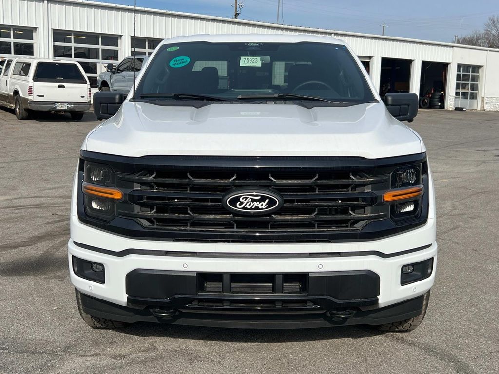 FORD F-150 XLT - 2
