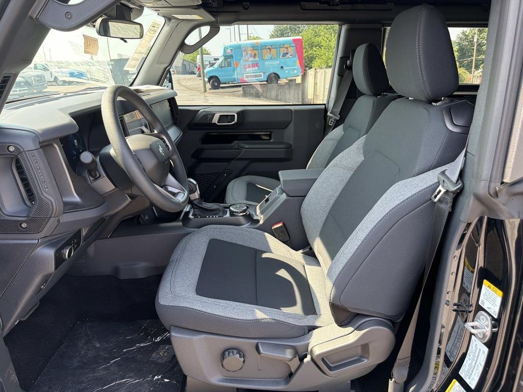 2026 FORD BRONCO BASE 照片 9