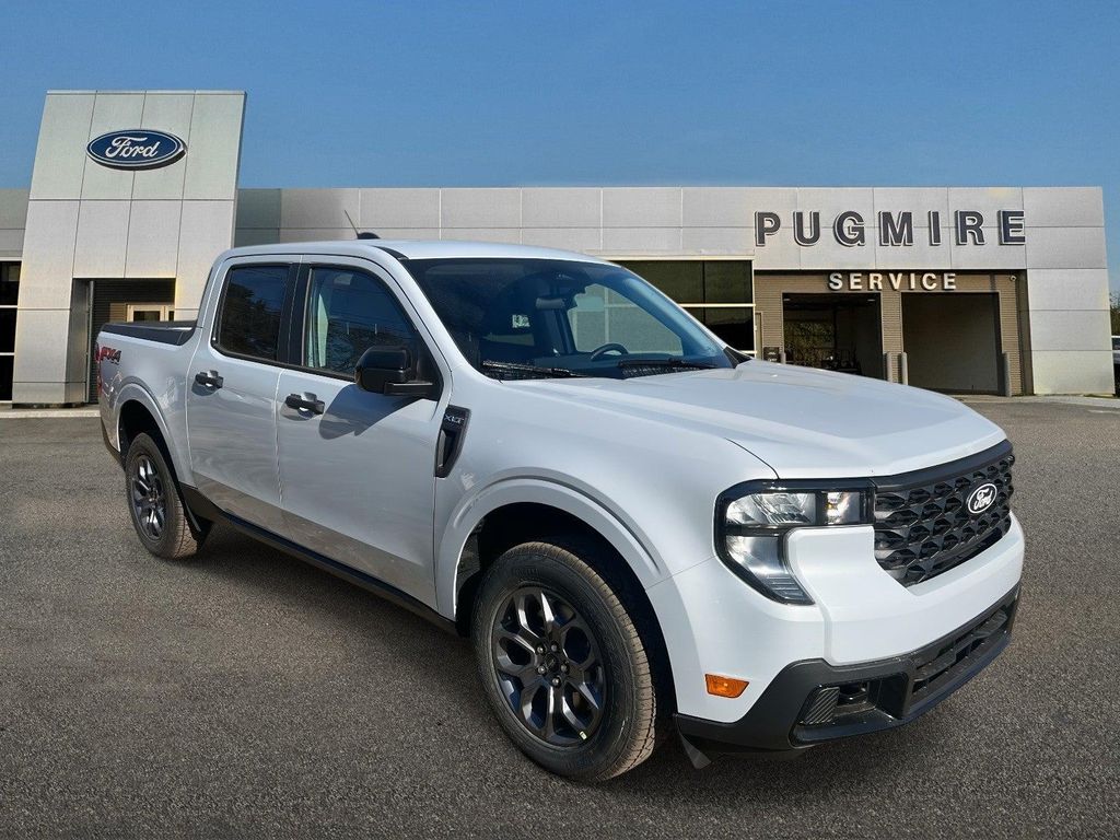New 2025 Ford Maverick XLT