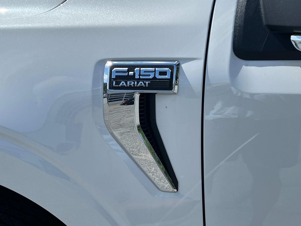FORD F-150 LARIAT - 9