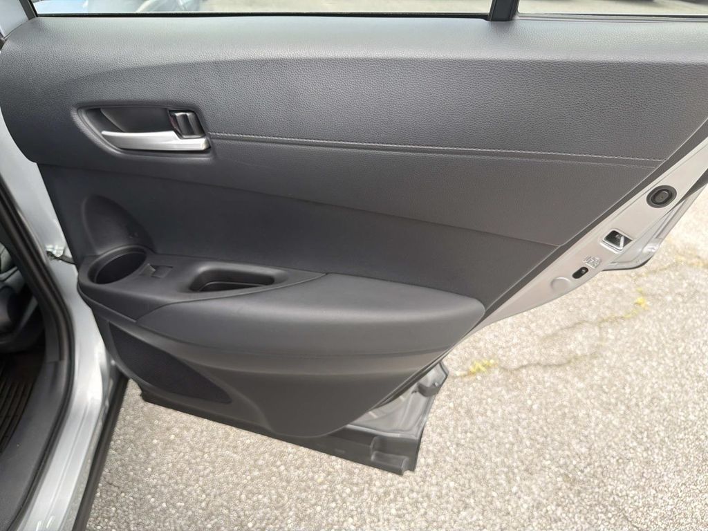 2024 Toyota COROLLA CROSS XLE 缩略图 16